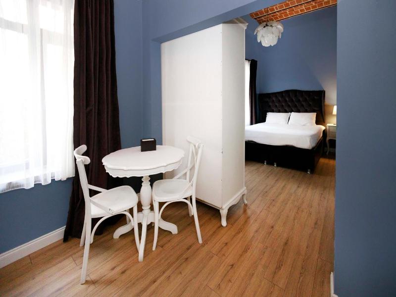 Galata 1875 Suites image