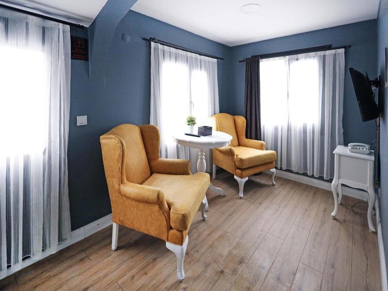 Galata 1875 Suites image