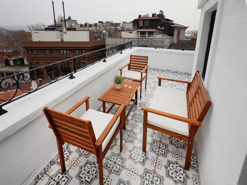 Galata 1875 Suites image