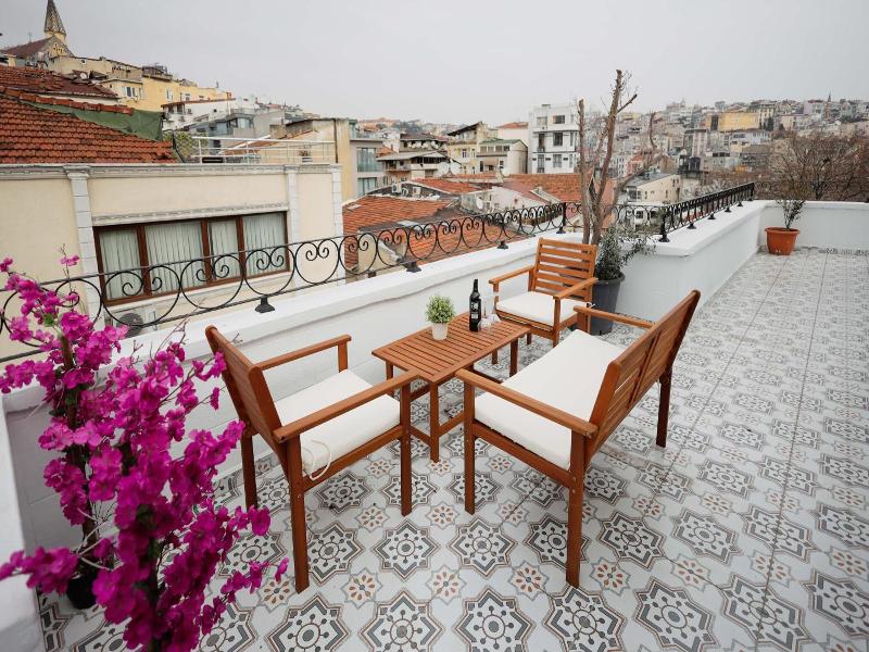 Galata 1875 Suites image