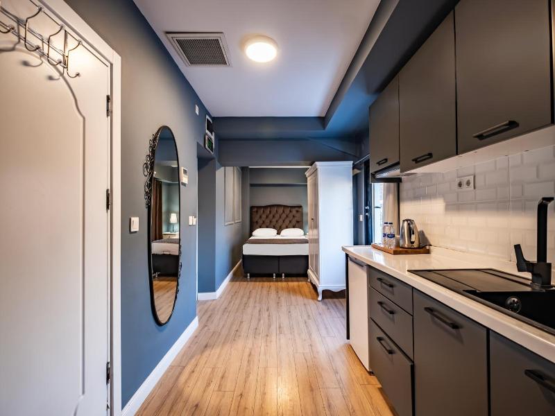 Galata 1875 Suites image