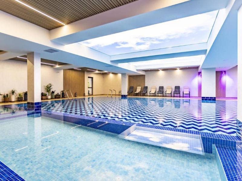 Burgas Beach Resort Apartments image