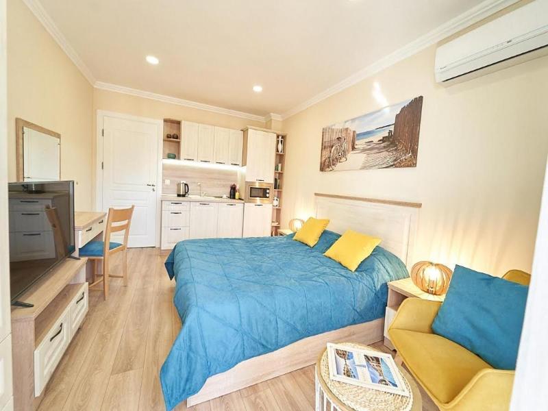 Burgas Beach Resort Apartments image