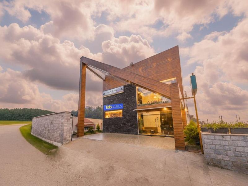 Fabhotel Sholas Residency I image