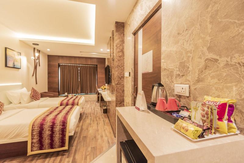 Hotel Park Elanza Coimbatore image