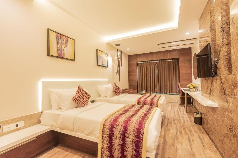 Hotel Park Elanza Coimbatore image