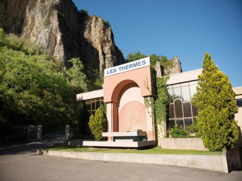 Alexandra Apartments image