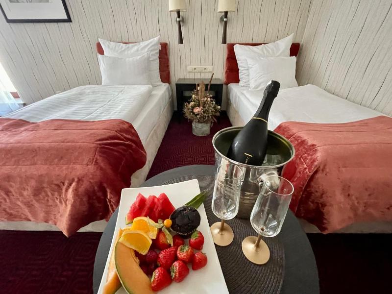 Hotel Silvia Gold Gliwice image