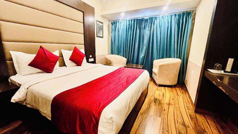 Hotel Himshri By Ovata — general view