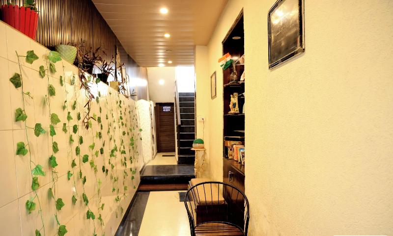 Hotel Himshri By Ovata — general view