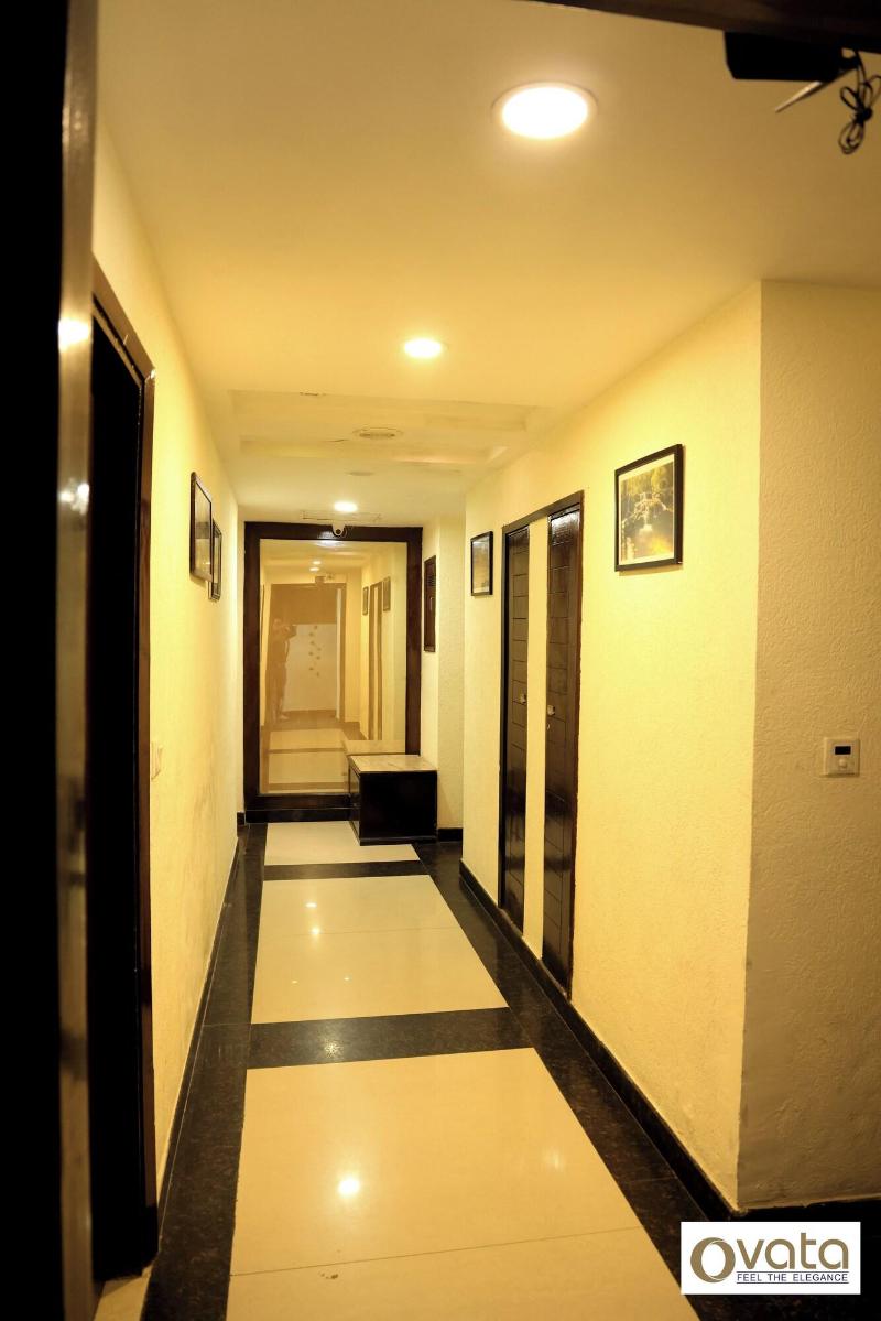 Hotel Himshri By Ovata image