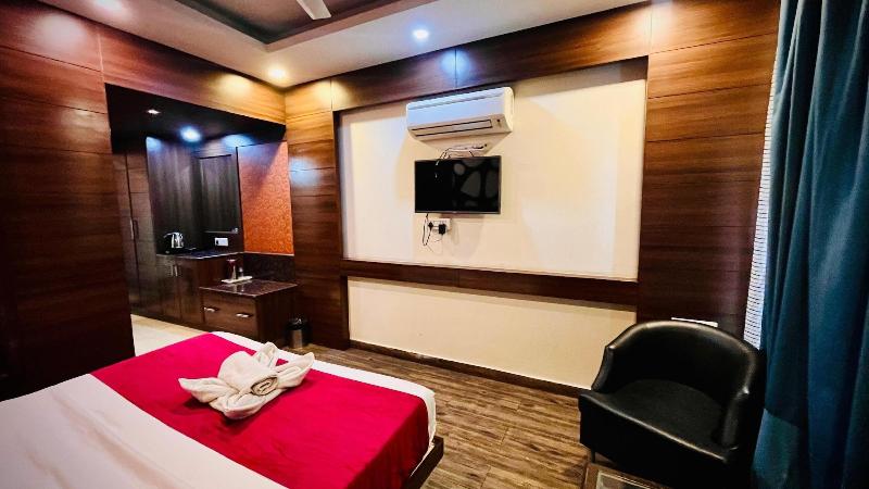 Hotel Himshri By Ovata image