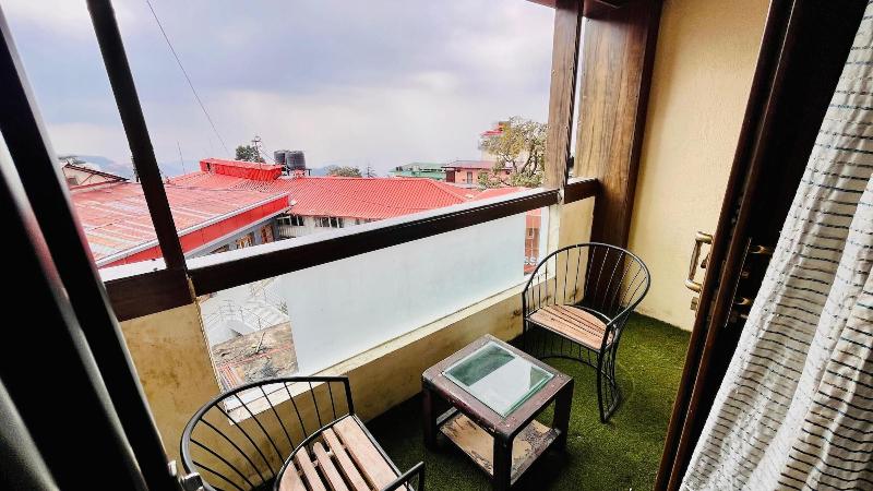 Hotel Himshri By Ovata image