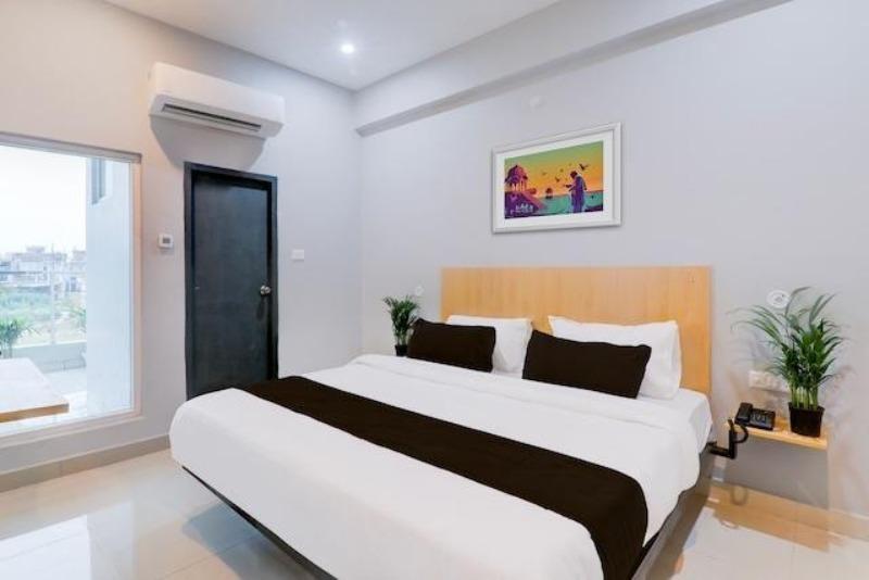 The Renaya Hotel image