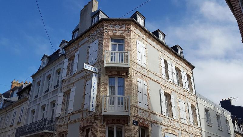 Ha Tel Le Trouville image