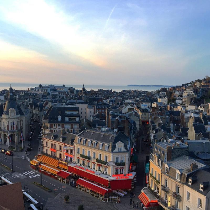 Ha Tel Le Trouville image