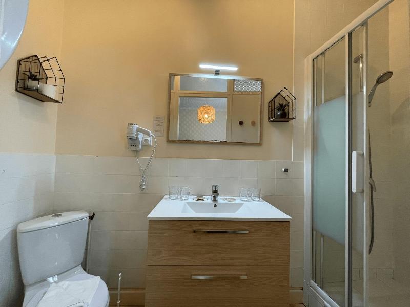 Ha Tel Le Trouville image
