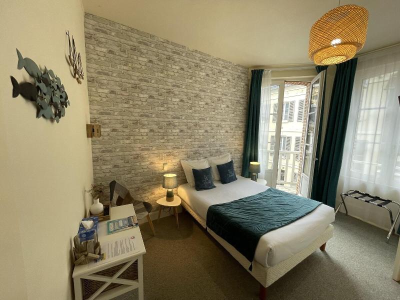 Ha Tel Le Trouville image