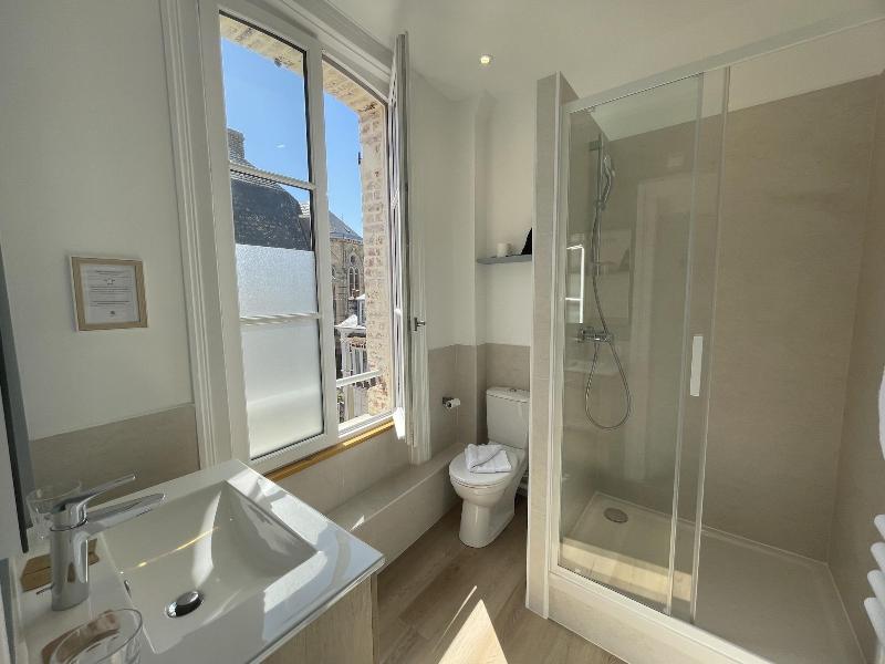 Ha Tel Le Trouville image