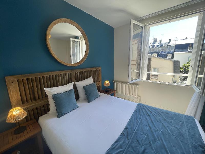 Ha Tel Le Trouville image