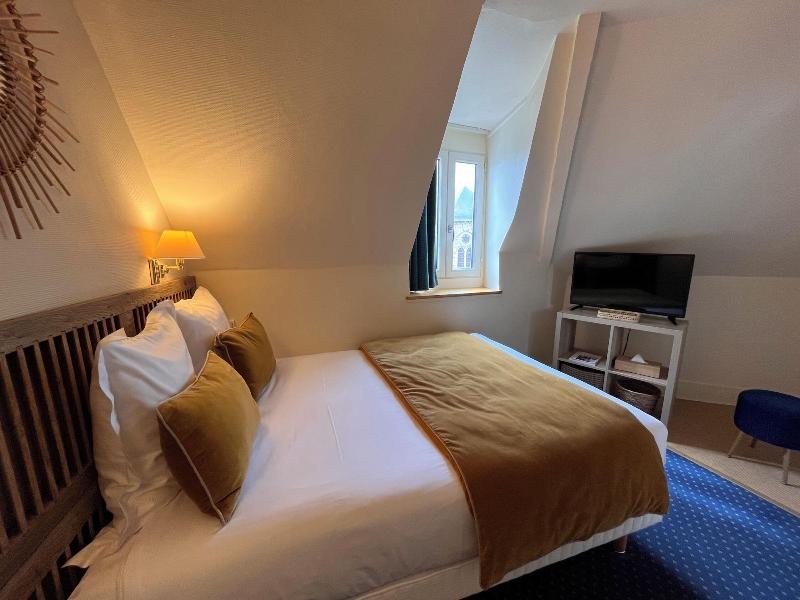 Ha Tel Le Trouville image