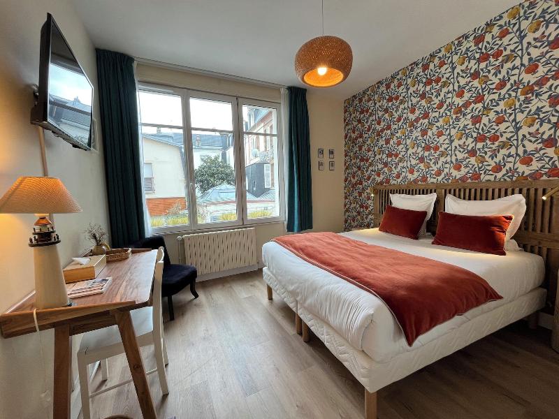 Ha Tel Le Trouville image