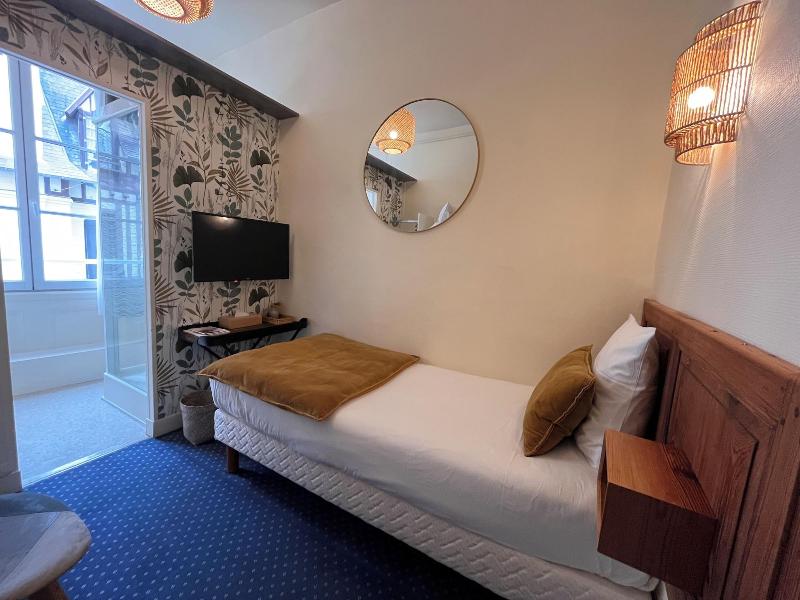 Ha Tel Le Trouville image