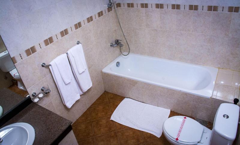 Hotel Lakefield image