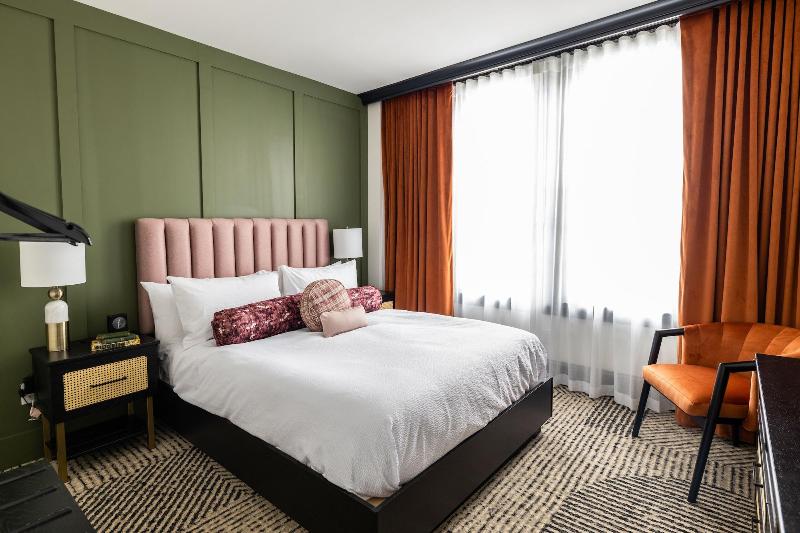 Hotel Thaxter image