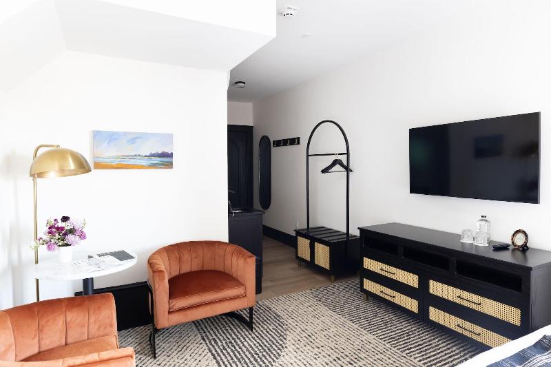 Hotel Thaxter image