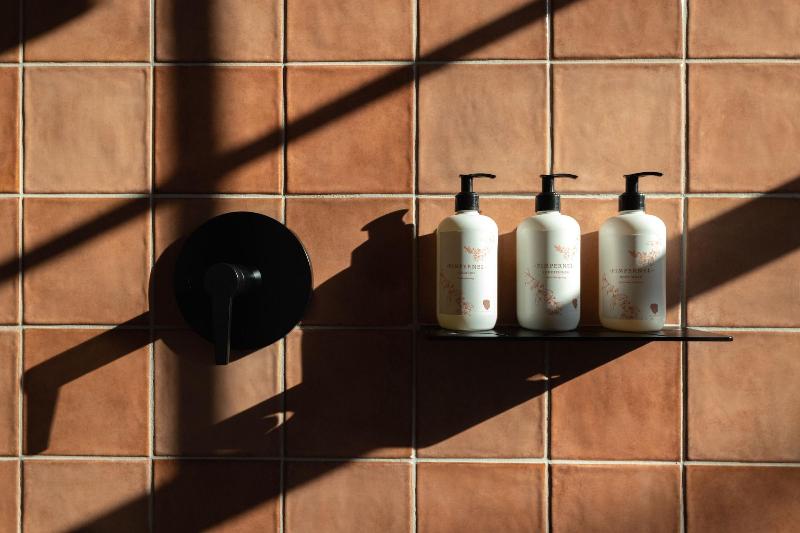 Hotel Thaxter image