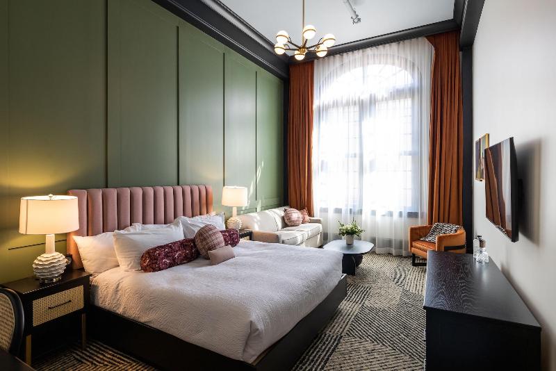 Hotel Thaxter image