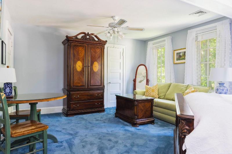 The Villa Bed Breakfast image