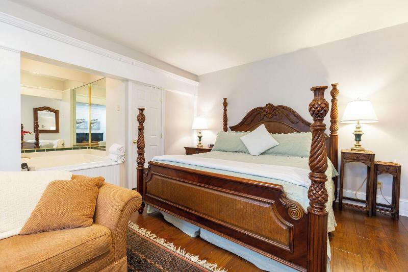 The Villa Bed Breakfast image