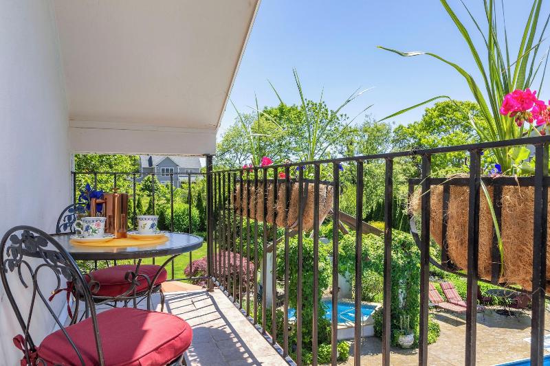 The Villa Bed Breakfast image