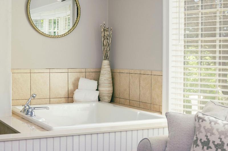 The Villa Bed Breakfast image