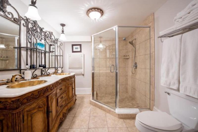 The Villa Bed Breakfast image