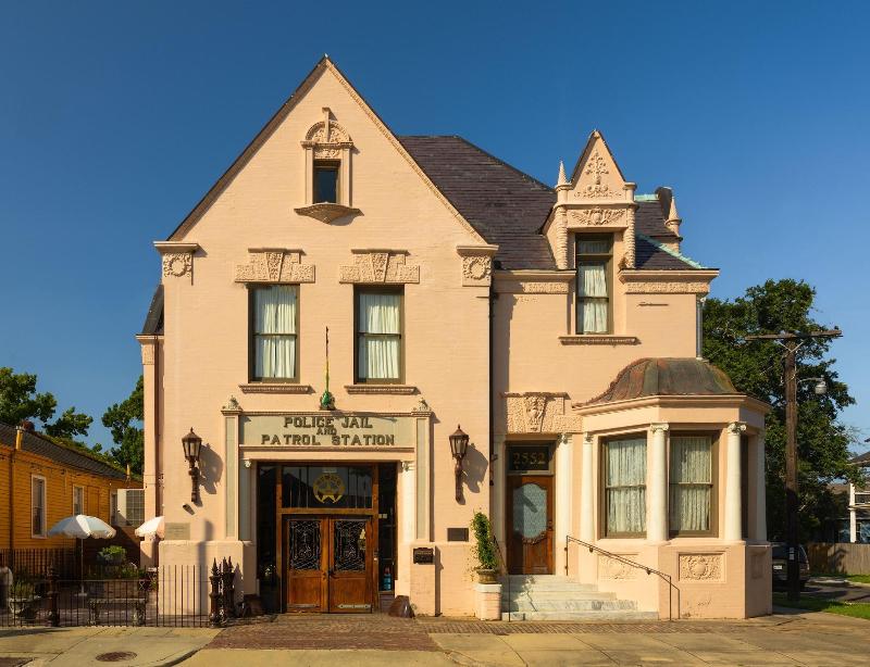 Inn At The Old Jail