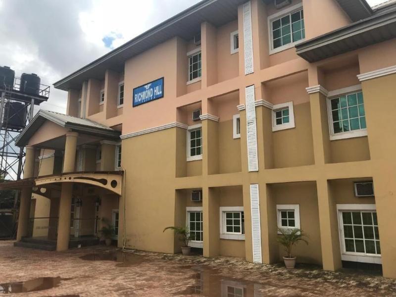Richmond Hills Suites