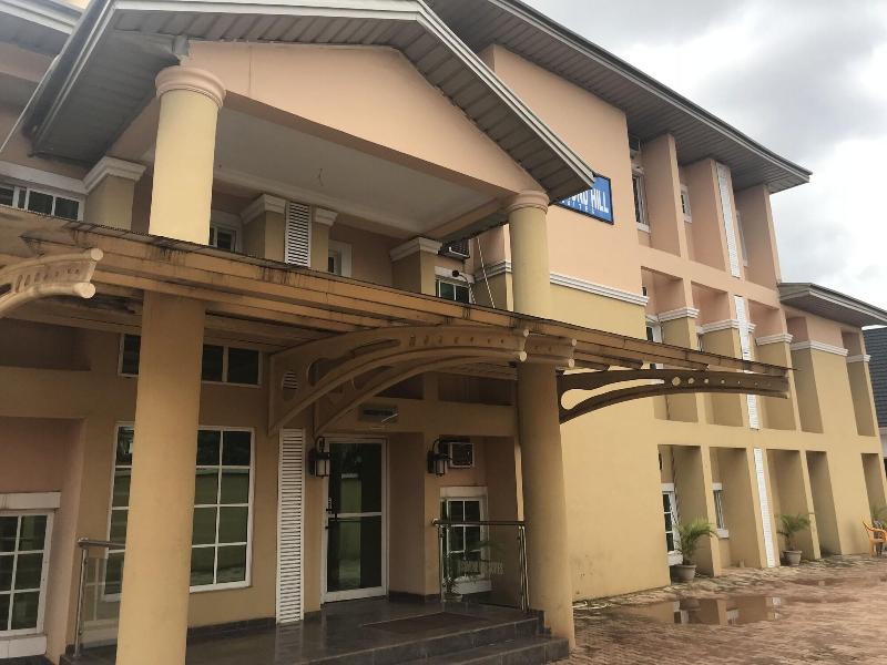 Richmond Hills Suites