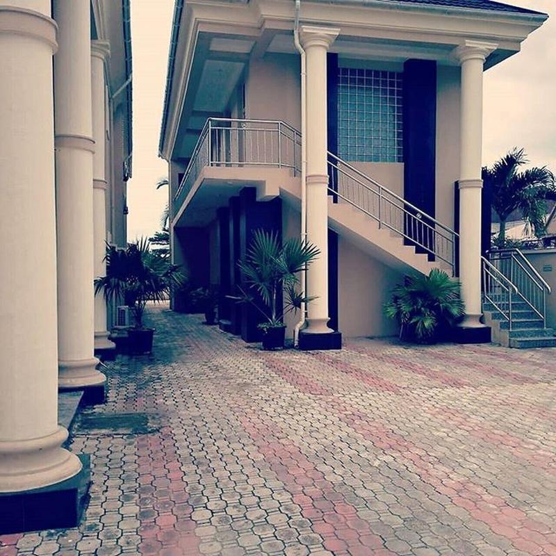 Davok Suites Uyo image