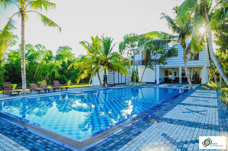 Shades Resort And Villa image
