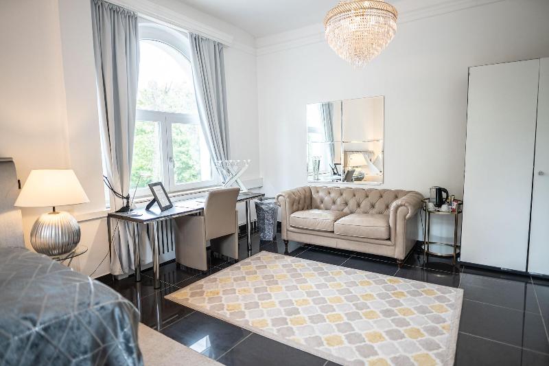 Villa Bowdy image