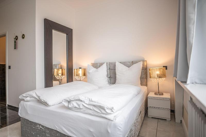 Villa Bowdy image