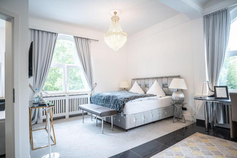 Villa Bowdy image