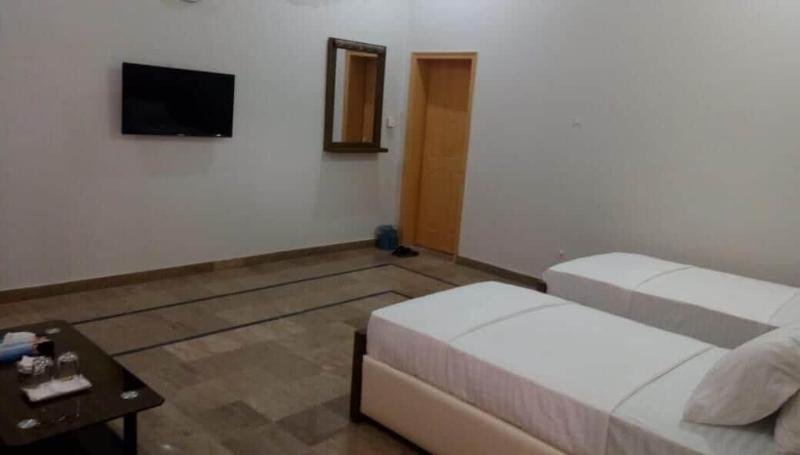 Hotel Days Inn Two image