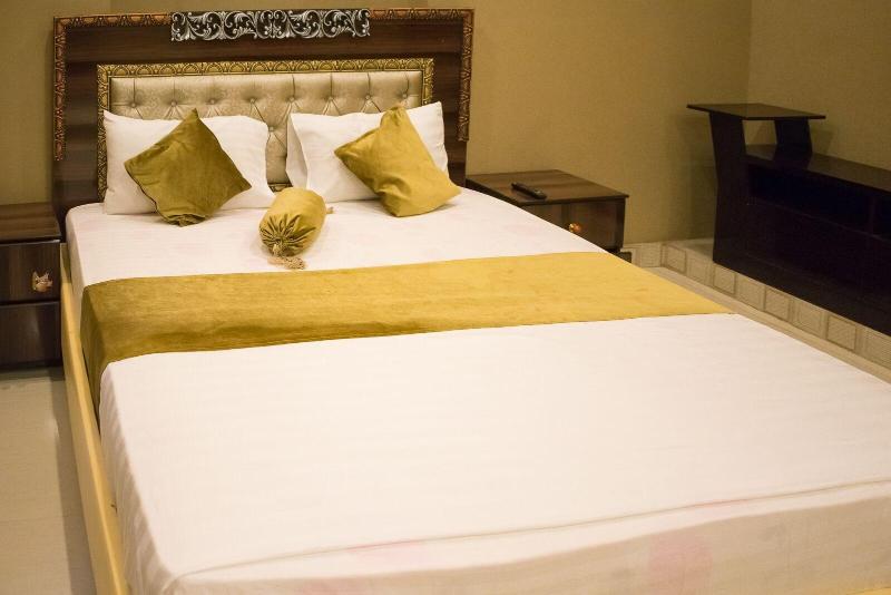 Hotel Days Inn Two image