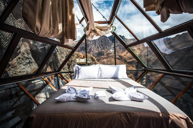 Vertical Sky Luxury Suites image