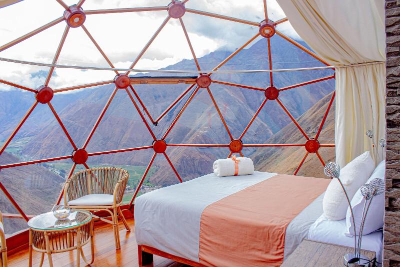 Vertical Sky Luxury Suites image