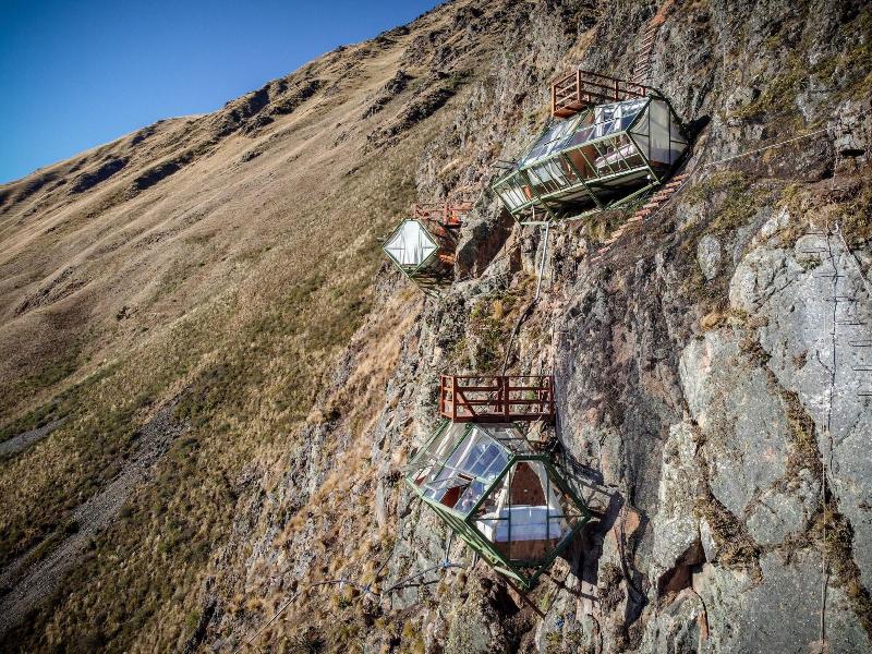 Vertical Sky Luxury Suites image